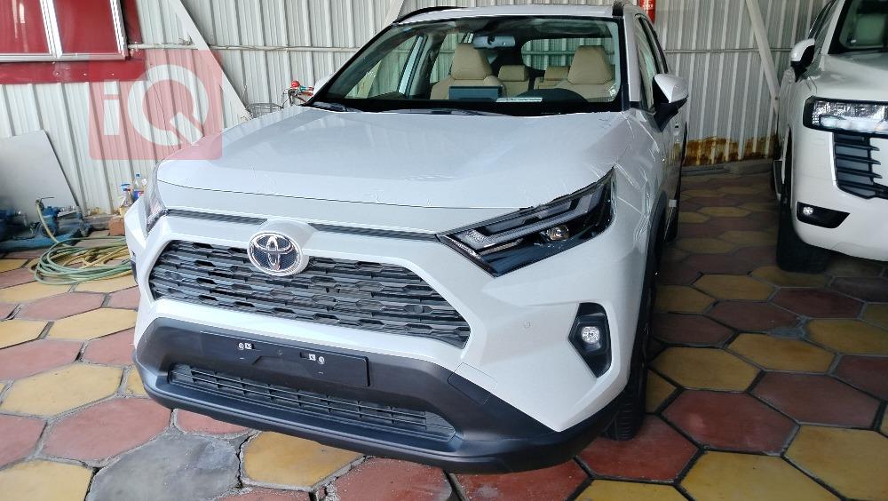 تويوتا راف 4